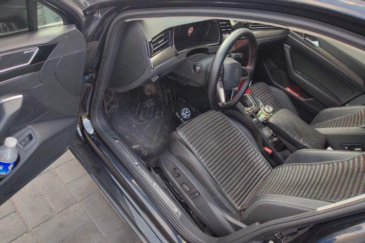 Used Volkswagen Magotan 2020 380TSI DSG Luxury Version Driver Seat