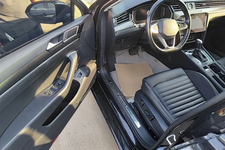 Used Volkswagen Magotan 2020 330TSI DSG Luxury Edition Driver Seat