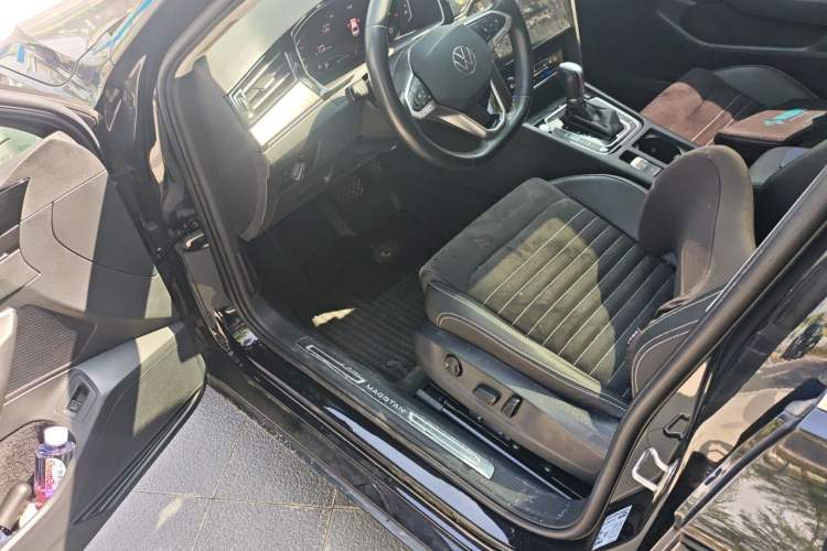 Used Volkswagen Magotan 2020 330TSI DSG Luxury Edition Driver Seat