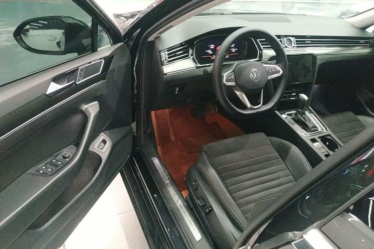 Used Volkswagen Magotan 2020 330TSI DSG Luxury Edition Driver Seat