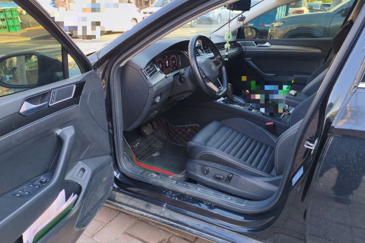 Used Volkswagen Magotan 2020 330TSI DSG Leading Model Driver Seat