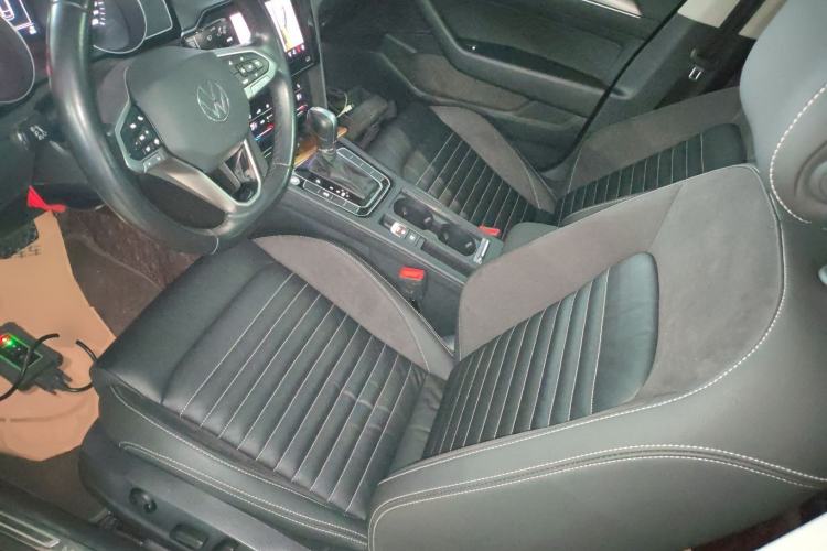 Used Volkswagen Magotan 2020 330TSI DSG Leading Model Driver Seat