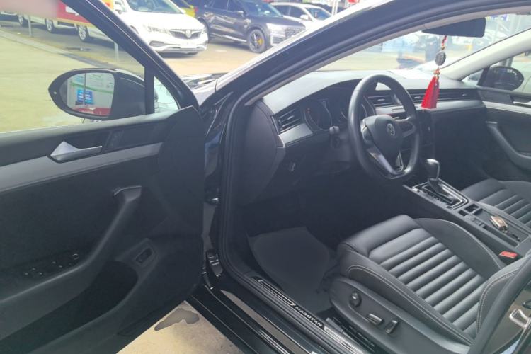 Used Volkswagen Magotan 2020 280TSI DSG Comfort Edition Driver Seat