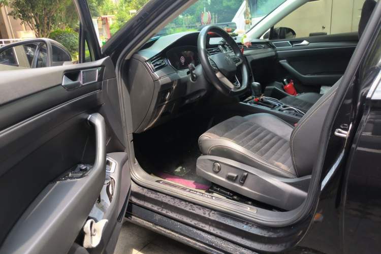 Used Volkswagen Magotan 2020 330TSI DSG Luxury Edition Driver Seat