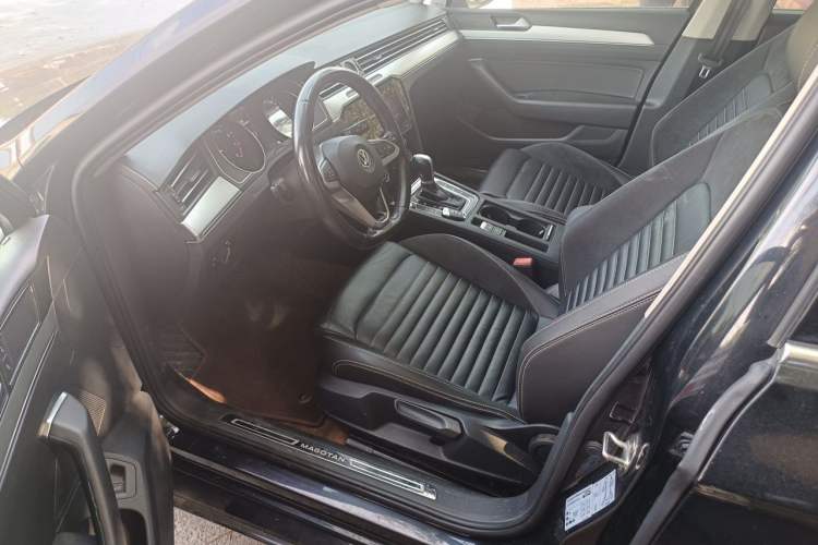 Used Volkswagen Magotan 2020 280TSI DSG Comfort Edition Driver Seat