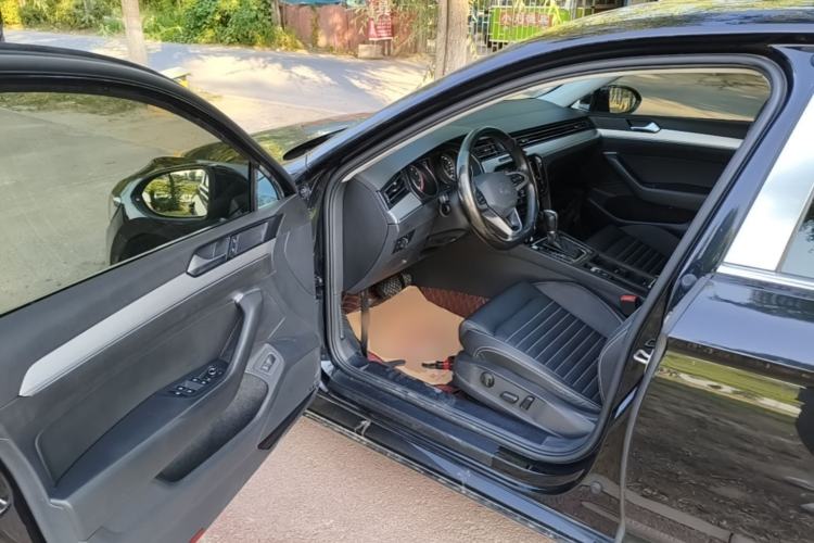 Used Volkswagen Magotan 2020 280TSI DSG Comfort Edition Driver Seat