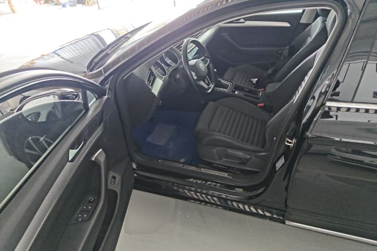 Used Volkswagen Magotan 2020 280TSI DSG Comfort Edition Driver Seat