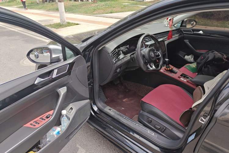 Used Volkswagen Magotan 2020 330TSI DSG Luxury Edition Driver Seat