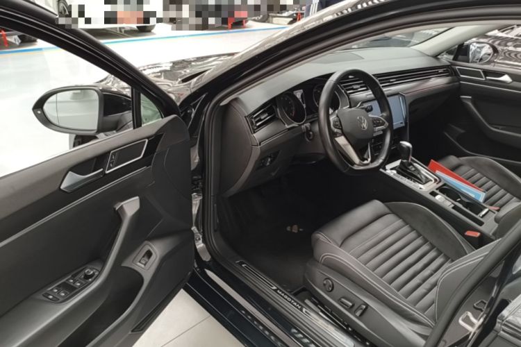 Used Volkswagen Magotan 2020 330TSI DSG Luxury Edition Driver Seat
