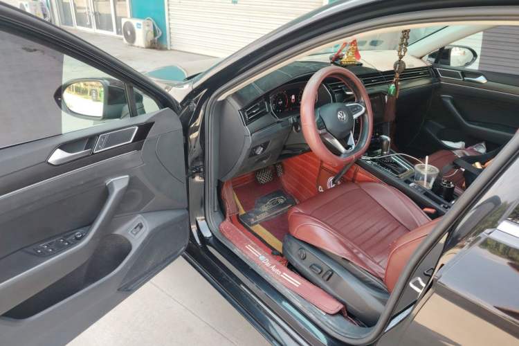 Used Volkswagen Magotan 2020 330TSI DSG Luxury Edition Driver Seat