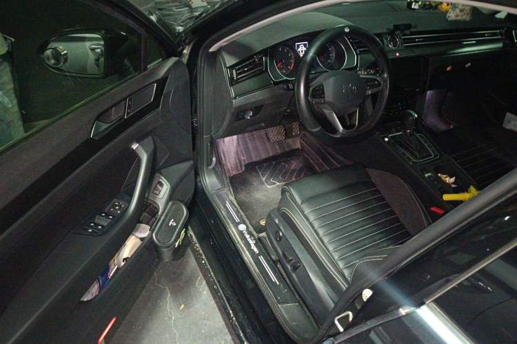 Used Volkswagen Magotan 2020 330TSI DSG Leading Model Driver Seat