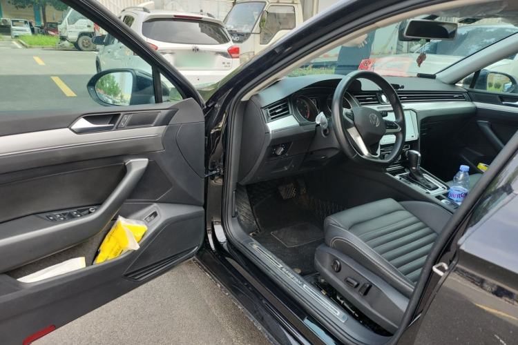 Used Volkswagen Magotan 2020 280TSI DSG Comfort Edition Driver Seat