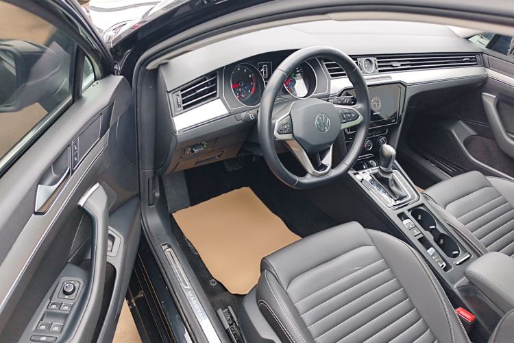 Used Volkswagen Magotan 2020 280TSI DSG Comfort Edition Driver Seat