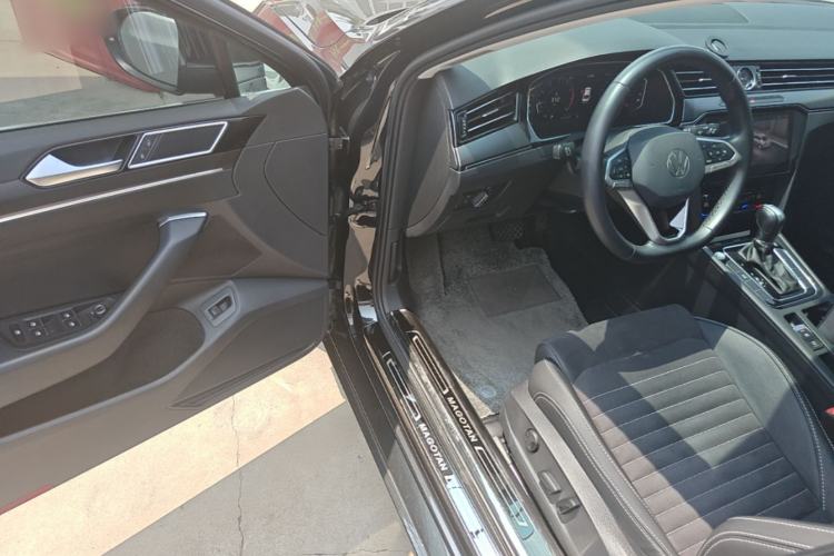 Used Volkswagen Magotan 2020 330TSI DSG Luxury Edition Driver Seat
