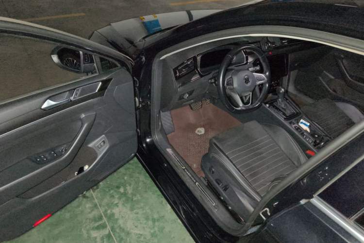 Used Volkswagen Magotan 2020 380TSI DSG Luxury Version Driver Seat
