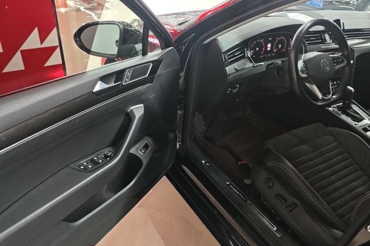 Used Volkswagen Magotan 2020 330TSI DSG Luxury Edition Driver Seat