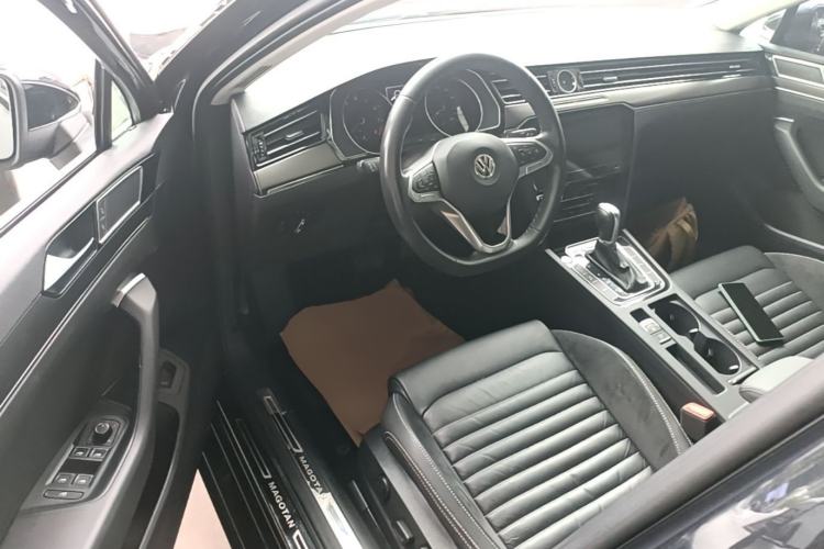 Used Volkswagen Magotan 2020 330TSI DSG Leading Model Driver Seat