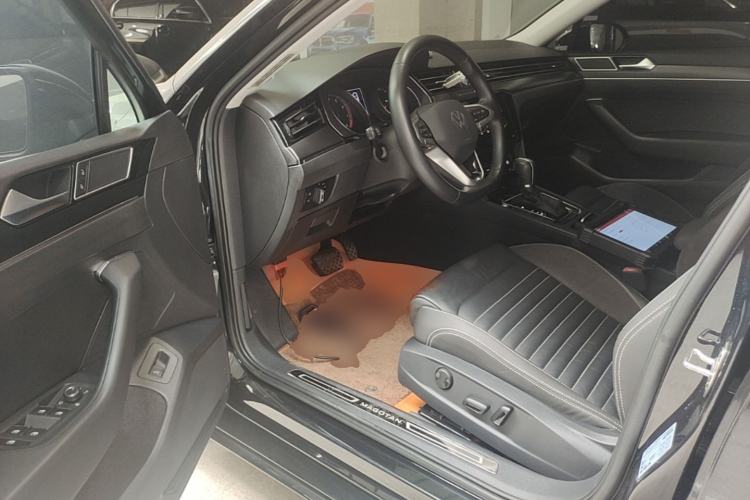 Used Volkswagen Magotan 2020 330TSI DSG Leading Model Driver Seat