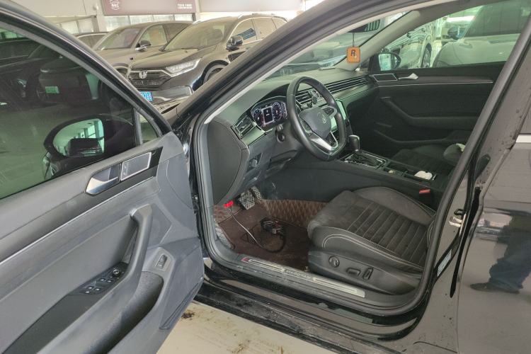 Used Volkswagen Magotan 2020 330TSI DSG Luxury Edition Driver Seat