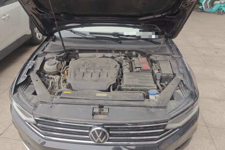 Used Volkswagen Magotan 2020 330TSI DSG Luxury Edition Engine Bay