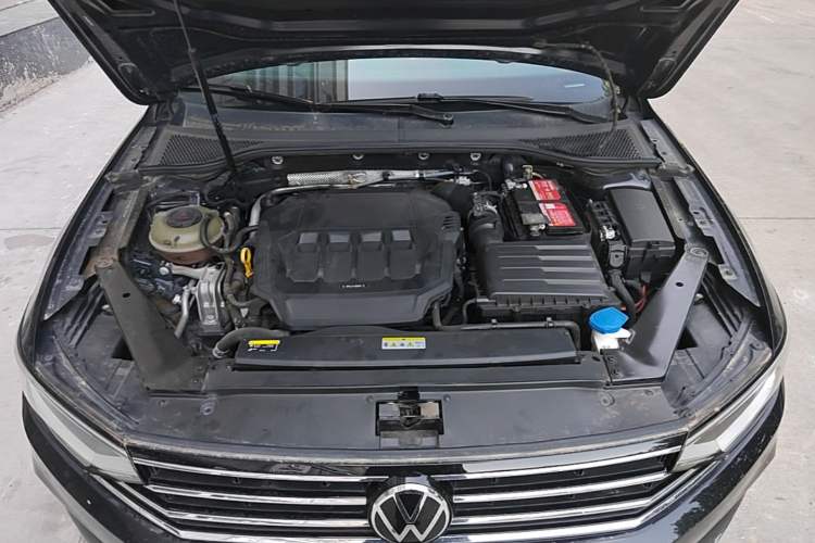 Used Volkswagen Magotan 2020 330TSI DSG Luxury Edition Engine Bay
