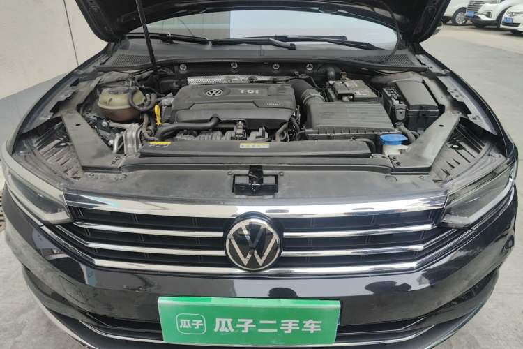 Used Volkswagen Magotan 2020 380TSI DSG Luxury Version Engine Bay