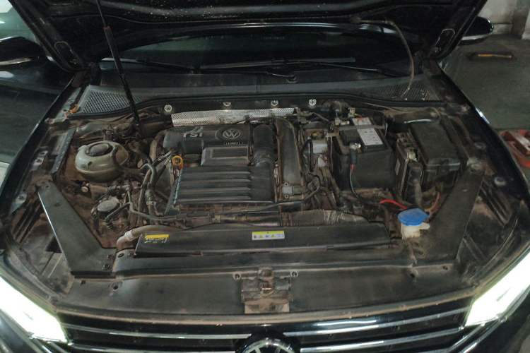 Used Volkswagen Magotan 2020 280TSI DSG Comfort Edition Engine Bay