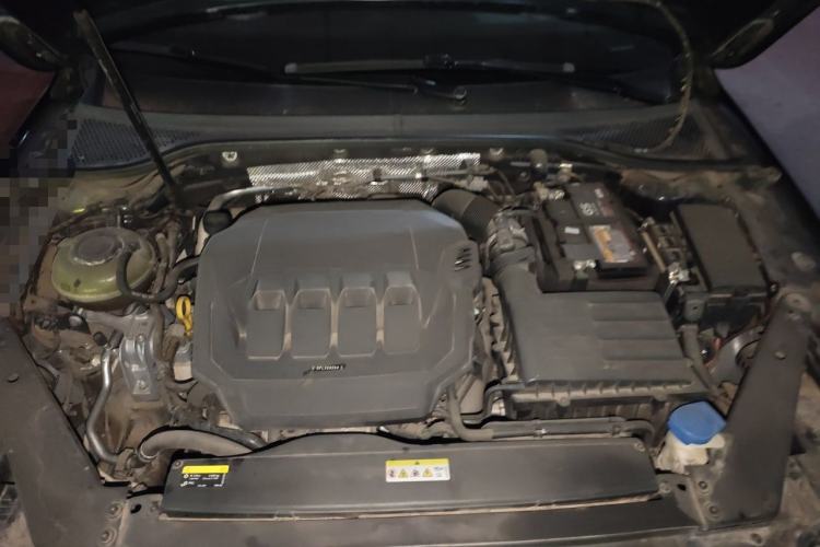 Used Volkswagen Magotan 2020 330TSI DSG Leading Model Engine Bay