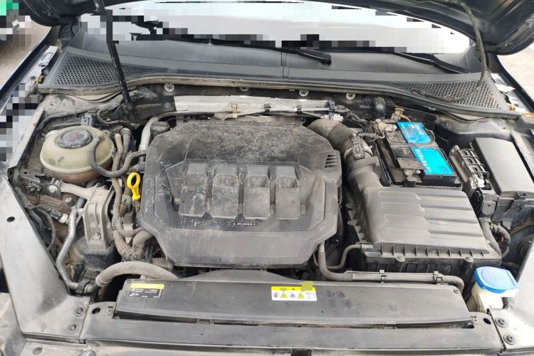 Used Volkswagen Magotan 2020 330TSI DSG Leading Model Engine Bay