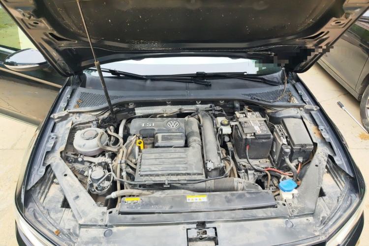Used Volkswagen Magotan 2020 280TSI DSG Leading Edition Engine Bay