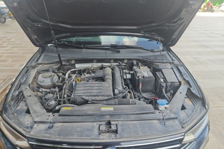 Used Volkswagen Magotan 2020 280TSI DSG Leading Edition Engine Bay