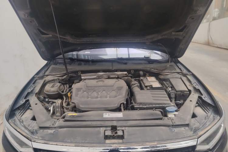 Used Volkswagen Magotan 2020 330TSI DSG Luxury Edition Engine Bay