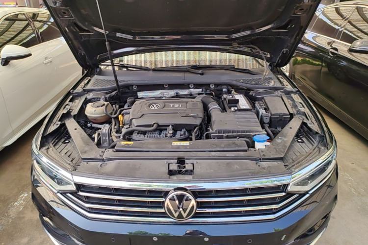 Used Volkswagen Magotan 2020 380TSI DSG Luxury Version Engine Bay