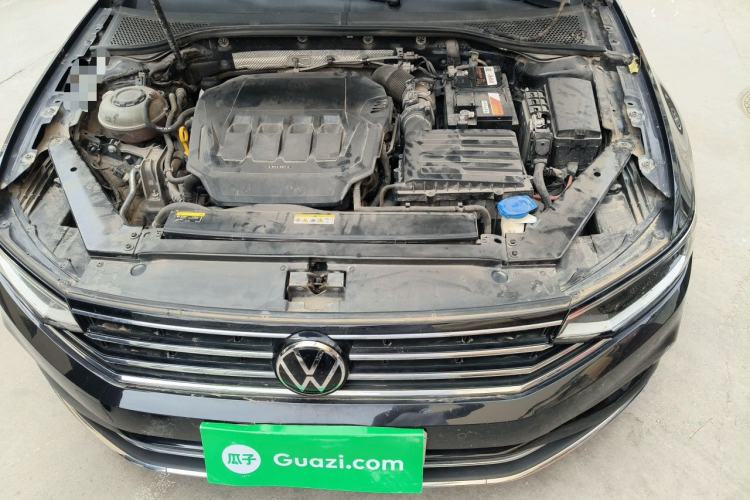 Used Volkswagen Magotan 2020 330TSI DSG Leading Model Engine Bay