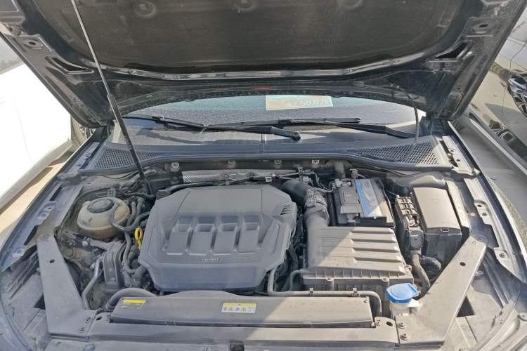 Used Volkswagen Magotan 2020 330TSI DSG Luxury Edition Engine Bay
