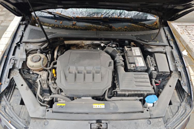 Used Volkswagen Magotan 2020 330TSI DSG Leading Model Engine Bay