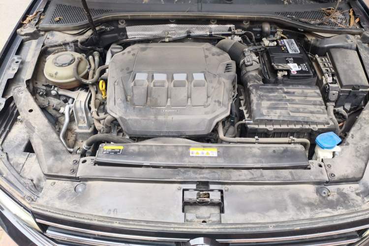 Used Volkswagen Magotan 2020 330TSI DSG Leading Model Engine Bay