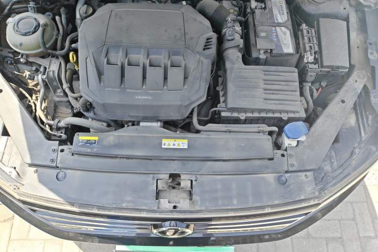 Used Volkswagen Magotan 2020 330TSI DSG Luxury Edition Engine Bay