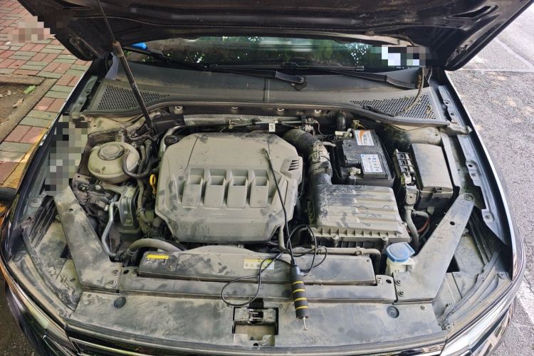 Used Volkswagen Magotan 2020 330TSI DSG Leading Model Engine Bay