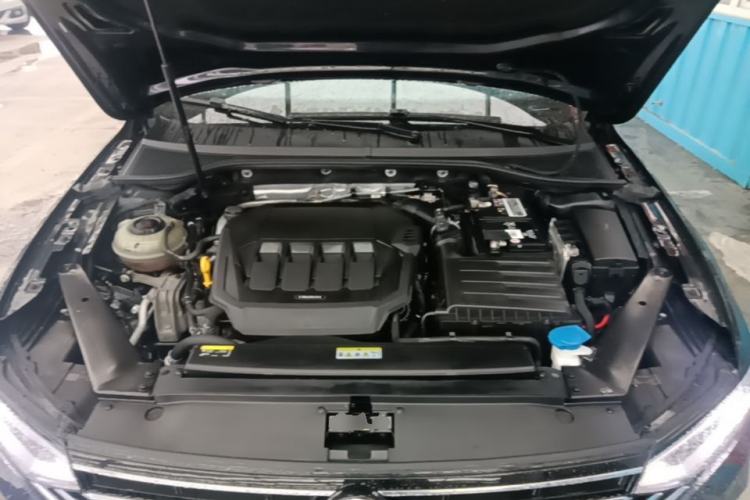 Used Volkswagen Magotan 2020 330TSI DSG Luxury Edition Engine Bay