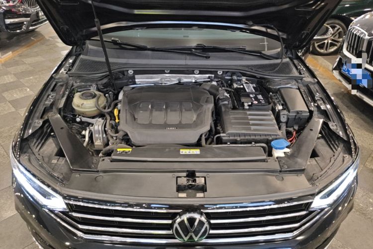 Used Volkswagen Magotan 2020 330TSI DSG Luxury Edition Engine Bay