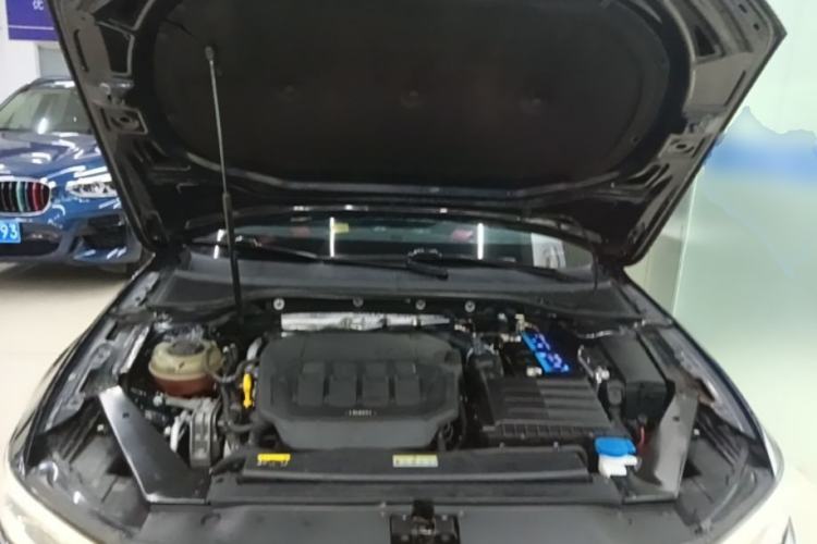 Used Volkswagen Magotan 2020 330TSI DSG Luxury Edition Engine Bay