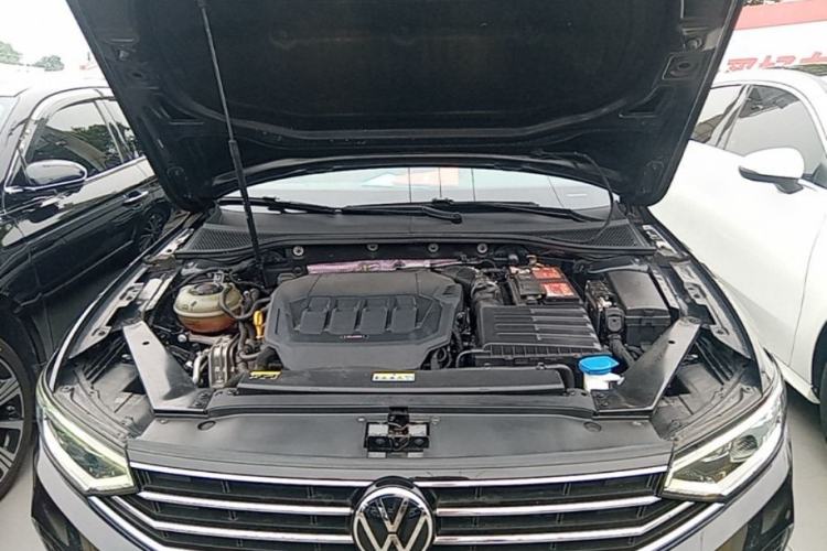 Used Volkswagen Magotan 2020 330TSI DSG Luxury Edition Engine Bay