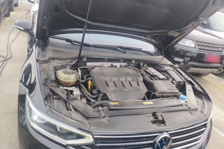 Used Volkswagen Magotan 2020 330TSI DSG Luxury Edition Engine Bay