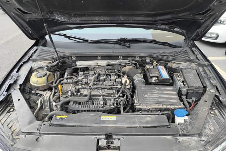 Used Volkswagen Magotan 2020 380TSI DSG Luxury Version Engine Bay