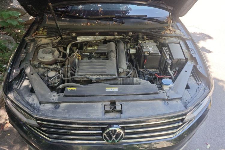 Used Volkswagen Magotan 2020 280TSI DSG Comfort Edition Engine Bay