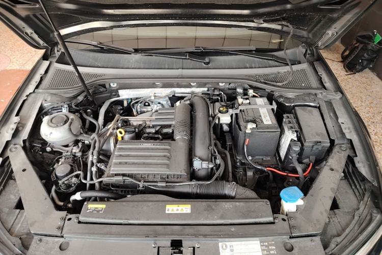 Used Volkswagen Magotan 2020 280TSI DSG Comfort Edition Engine Bay
