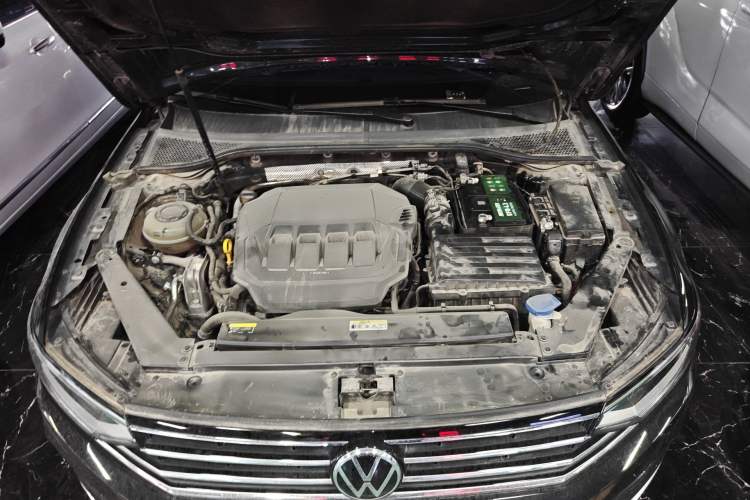 Used Volkswagen Magotan 2020 330TSI DSG Luxury Edition Engine Bay