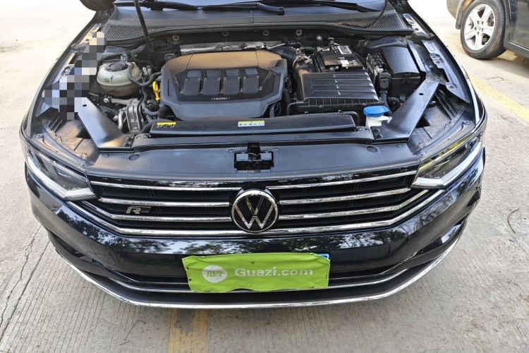 Used Volkswagen Magotan 2020 330TSI DSG Leading Model Engine Bay