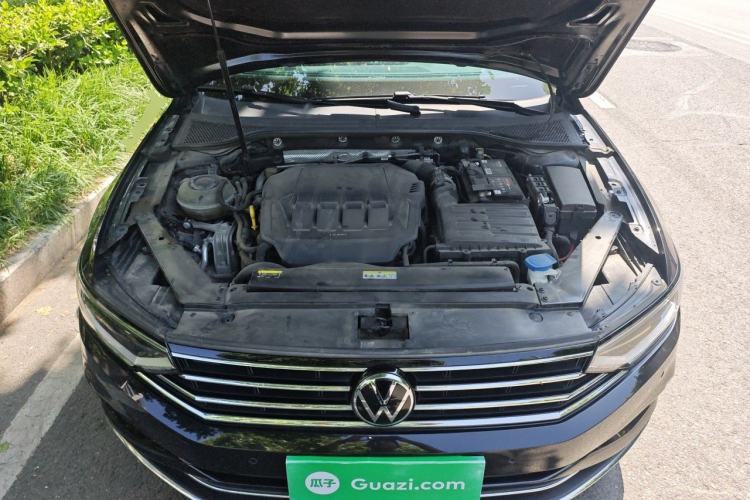 Used Volkswagen Magotan 2020 330TSI DSG Luxury Edition Engine Bay